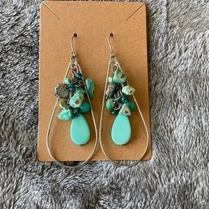 Teardrop‎ Earrings.